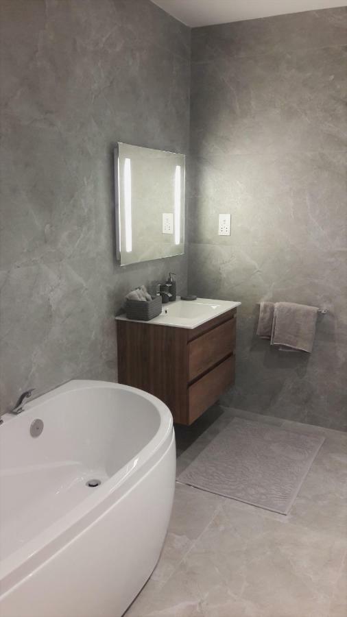 Duplex Maisonette With Heated P-Pool And Jacuzzi Saint Julian's Exterior foto