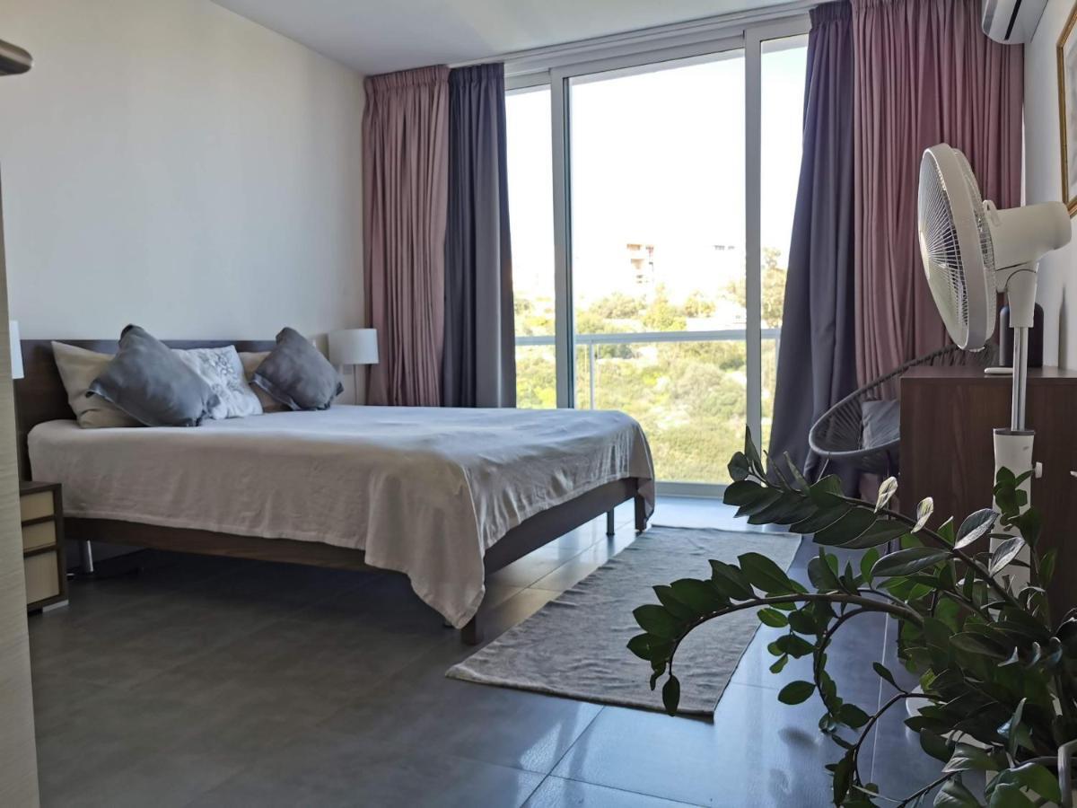 Duplex Maisonette With Heated P-Pool And Jacuzzi Saint Julian's Exterior foto
